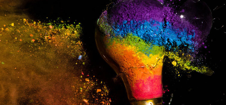 High Speed Photos of Exploding Light Bulbs #photography #design