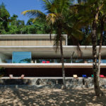 Casa diseñada por Marcio Kogan en Paraty, Brasil #arquitectura #design