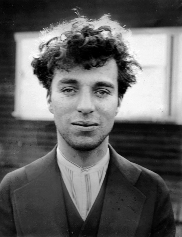 Charles Chaplin en 1916 con 27 años.