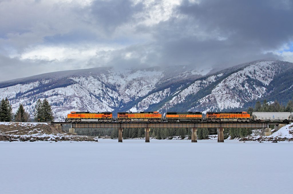 trains-snow-36