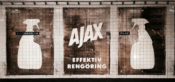 La marca AJAX crea un anuncio “pintando” en paredes sucias