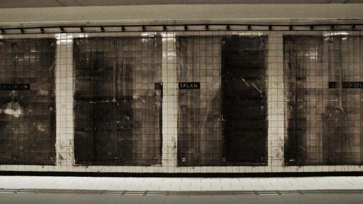 La pared del metro donde crearon el anuncio