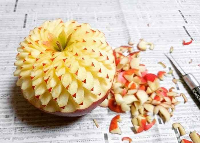 La artista japonesa Gaku se dedica a tallar frutas y verduras