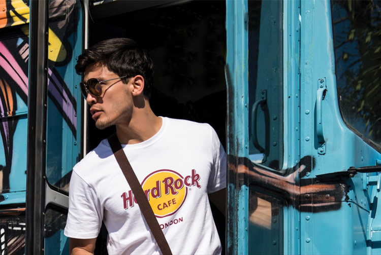 El merchandising de las camisetas Hard Rock café